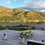 4 Star In Sundlandet Semesterbostad