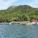 4 Star Holiday Home In Sundlandet *