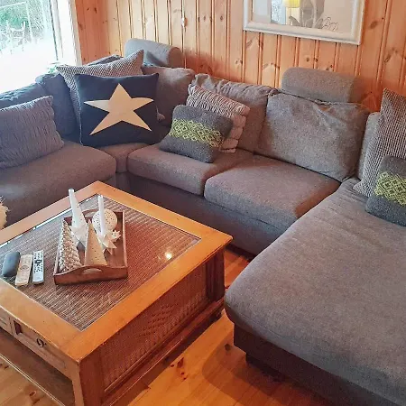 8 Person In Sundlandet Holiday home Snildal