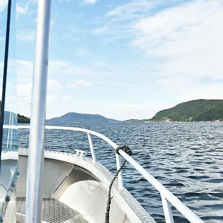 8 Person In Sundlandet Holiday home Snildal