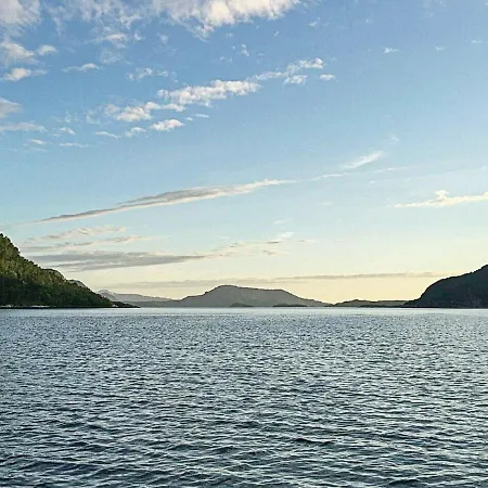 8 Person In Sundlandet * Snildal
