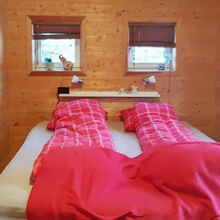 4 Star In Sundlandet *