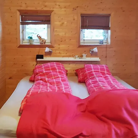 4 Star In Sundlandet *
